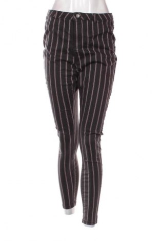 Damenhose Clockhouse, Größe L, Farbe Mehrfarbig, Preis 20,99 €