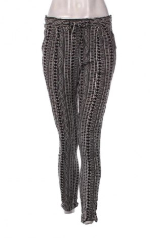 Pantaloni de femei Essentials, Mărime S, Culoare Multicolor, Preț 98,99 Lei