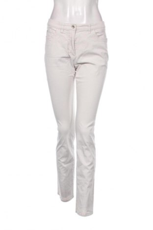 Дамски панталон Gerry Weber, Размер M, Цвят Екрю, Цена 49,54 лв.