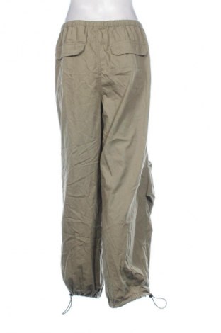 Pantaloni de femei H&M Divided, Mărime XL, Culoare Verde, Preț 79,00 Lei