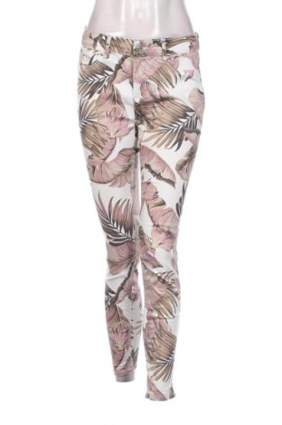 Damenhose Lascana, Größe M, Farbe Mehrfarbig, Preis 20,99 €