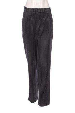 Damenhose NA-KD, Größe M, Farbe Mehrfarbig, Preis 28,99 €