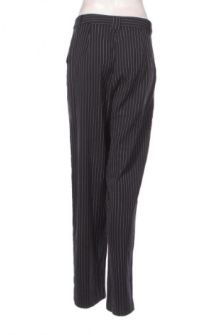 Damenhose NA-KD, Größe M, Farbe Mehrfarbig, Preis 28,99 €
