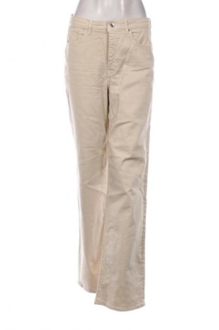 Pantaloni de femei ONLY, Mărime M, Culoare Bej, Preț 74,00 Lei