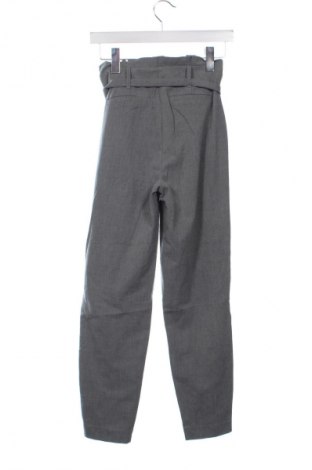 Damenhose ONLY, Größe XS, Farbe Grau, Preis 18,99 €