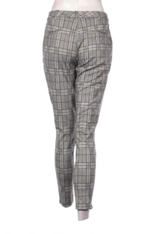 Damenhose Pieces, Größe M, Farbe Mehrfarbig, Preis 18,99 €