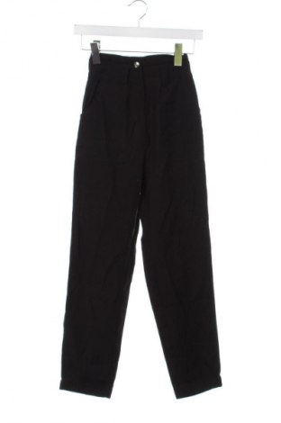 Damskie spodnie Pull&Bear, Rozmiar XS, Kolor Czarny, Cena 66,67 zł