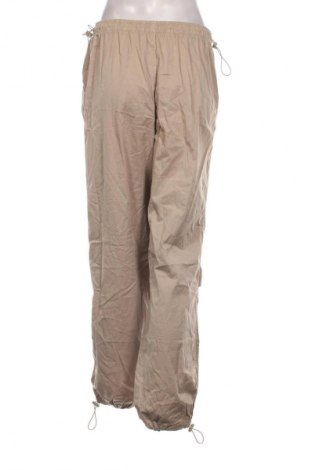 Női nadrág Pull&Bear, Méret M, Szín Bézs, Ár 10 569 Ft