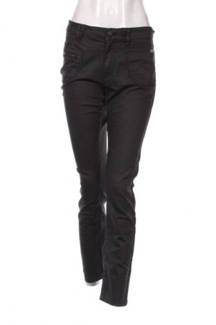 Γυναικείο παντελόνι Pulz Jeans, Μέγεθος M, Χρώμα Μαύρο, Τιμή 26,99 €