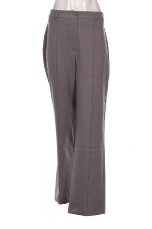 Pantaloni de femei Trendyol, Mărime M, Culoare Gri, Preț 367,99 Lei
