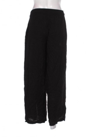 Pantaloni de femei Trendyol, Mărime M, Culoare Negru, Preț 108,04 Lei