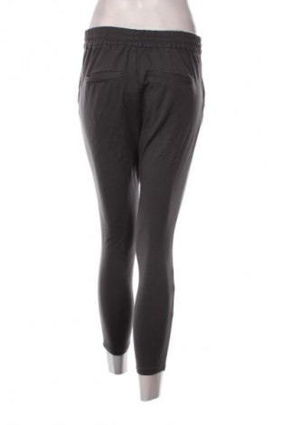 Pantaloni de femei Vero Moda, Mărime M, Culoare Gri, Preț 91,99 Lei