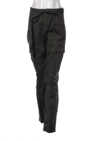 Damskie spodnie Vero Moda, Rozmiar M, Kolor Zielony, Cena 62,07 zł
