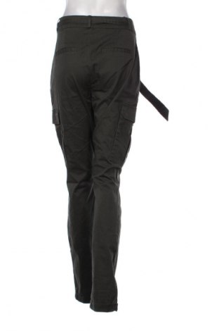 Damskie spodnie Vero Moda, Rozmiar M, Kolor Zielony, Cena 62,07 zł