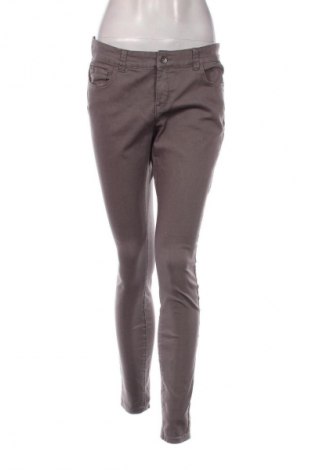 Pantaloni de femei Yessica, Mărime M, Culoare Gri, Preț 76,32 Lei