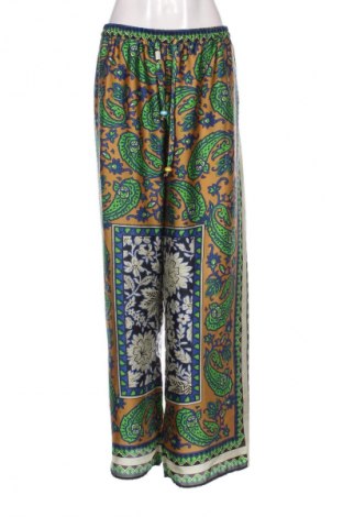 Pantaloni de femei Zara, Mărime XL, Culoare Multicolor, Preț 200,00 Lei