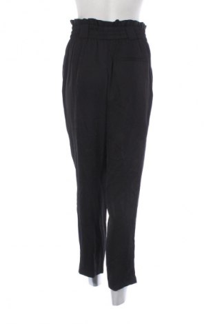 Pantaloni de femei Zara, Mărime M, Culoare Negru, Preț 91,99 Lei