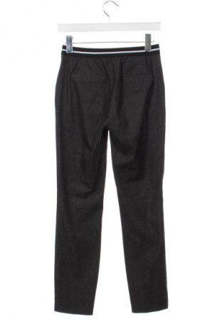 Pantaloni de femei Zara, Mărime XS, Culoare Gri, Preț 72,03 Lei