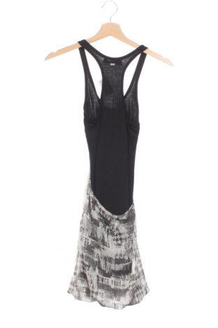 Top de femei Guess, Mărime XS, Culoare Multicolor, Preț 290,00 Lei