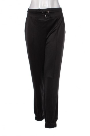 Pantaloni trening de femei Guess, Mărime M, Culoare Negru, Preț 163,20 Lei