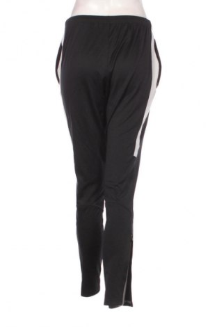 Dámské tepláky Nike, Velikost M, Barva Černá, Cena  659,00 Kč