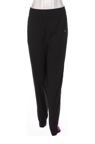 Dámske tepláky PUMA, Veľkosť M, Farba Čierna, Cena  23,95 €