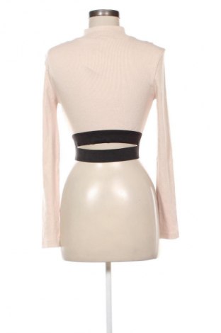 Damen Sportoberteil Missguided, Größe M, Farbe Ecru, Preis 26,99 €