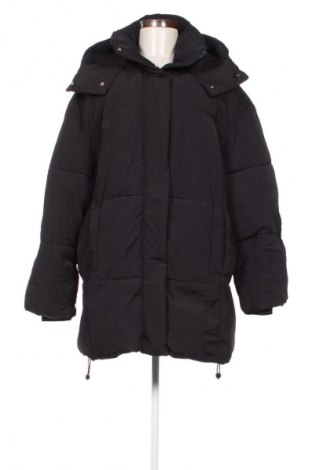 Geacă de femei Bershka, Mărime M, Culoare Negru, Preț 196,99 Lei