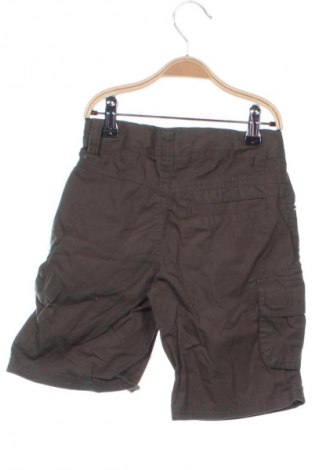 Kinder Shorts Pepperts!, Größe 5-6y/ 116-122 cm, Farbe Grün, Preis € 7,00