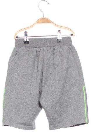 Gyerek rövidnadrág Unbranded, Méret 6-7y / 122-128 cm, Szín Szürke, Ár 2 888 Ft