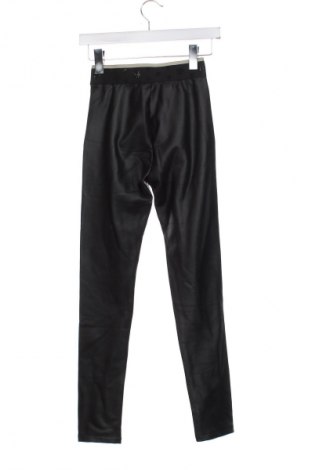 Gyerek leggings A punto, Méret 10-11y / 146-152 cm, Szín Fekete, Ár 4 692 Ft