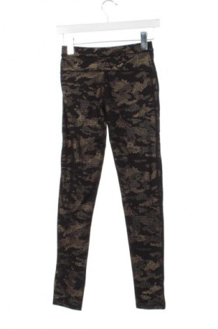 Detské legíny  Unbranded, Veľkosť 10-11y/ 146-152 cm, Farba Viacfarebná, Cena  3,95 €
