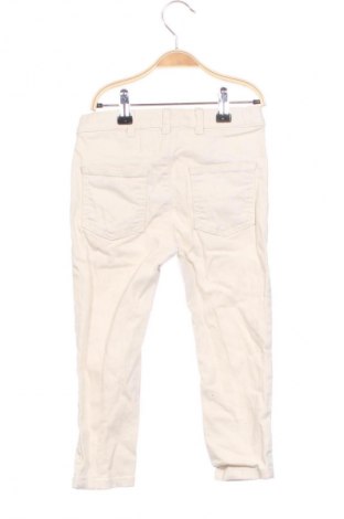 Gyerek nadrág LC Waikiki, Méret 2-3y / 98-104 cm, Szín Ekrü
, Ár 4 408 Ft