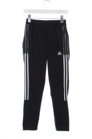 Pantaloni de trening, pentru copii Adidas, Mărime 10-11y/ 146-152 cm, Culoare Negru, Preț 115,99 Lei