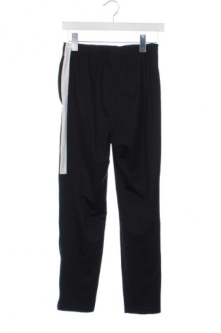 Detské tepláky Nike, Veľkosť 12-13y/ 158-164 cm, Farba Čierna, Cena  19,95 €