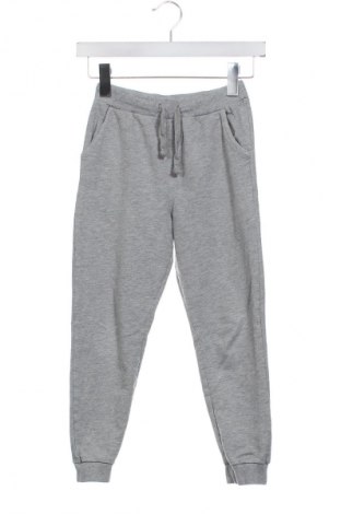 Kinder Sporthose Sinsay, Größe 8-9y/ 134-140 cm, Farbe Grau, Preis 7,70 €