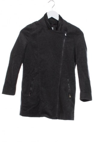 Gyerek dzseki Hugo Boss, Méret 8-9y / 134-140 cm, Szín Szürke, Ár 31 464 Ft