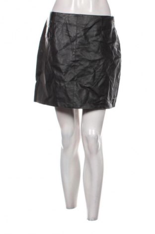 Fustă de piele Primark, Mărime M, Culoare Negru, Preț 64,99 Lei