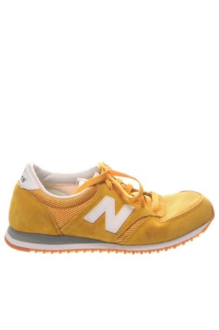 Мъжки обувки New Balance, Размер 43, Цвят Жълт, Цена 88,92 лв.