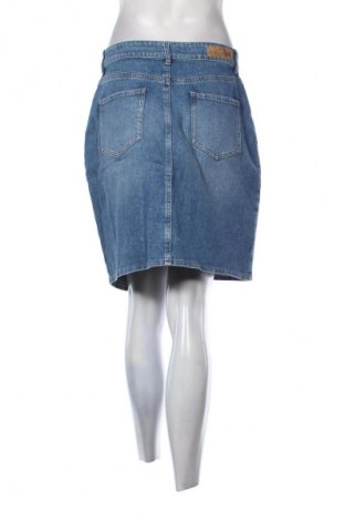 Rock BOSS, Größe M, Farbe Blau, Preis € 70,00