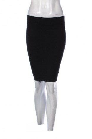 Spódnica Bershka, Rozmiar S, Kolor Czarny, Cena 32,99 zł