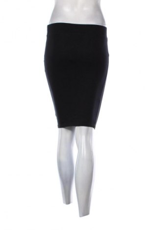 Spódnica Bershka, Rozmiar S, Kolor Czarny, Cena 32,99 zł