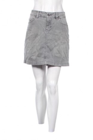 Rock Esprit, Größe M, Farbe Grau, Preis € 19,99