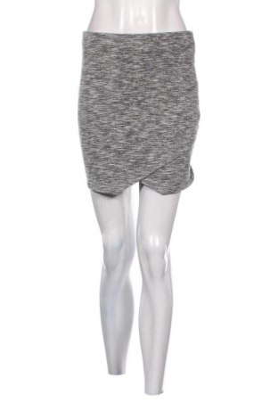 Sukňa Gina Tricot, Veľkosť M, Farba Sivá, Cena  10,23 €