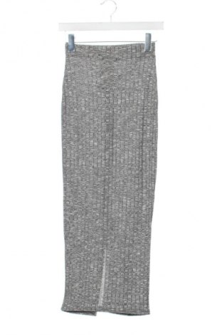 Fustă Pretty Little Thing, Mărime XS, Culoare Gri, Preț 60,53 Lei