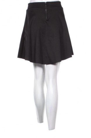 Sukně Stradivarius, Velikost S, Barva Černá, Cena  241,00 Kč