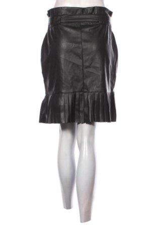 Fustă VILA, Mărime M, Culoare Negru, Preț 67,99 Lei
