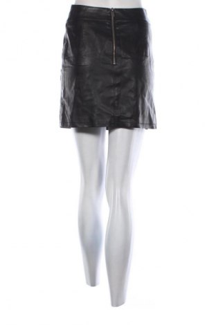 Rock Vero Moda, Größe S, Farbe Schwarz, Preis 13,99 €