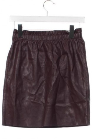 Sukně Vero Moda, Velikost XS, Barva Fialová, Cena  329,00 Kč