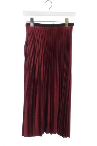 Пола Zara, Размер XS, Цвят Червен, Цена 40,60 лв.